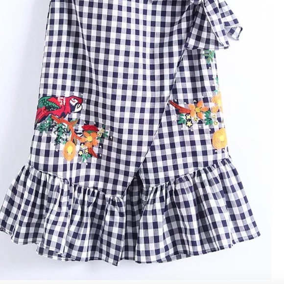 SHEIN ruffle hem grid bow tie skirt - Picture 3 of 6